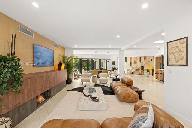 500 NE 96th St, Miami Shores, FL 33138