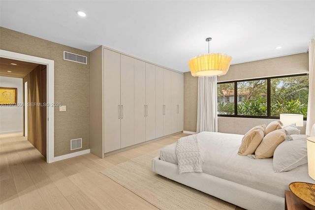 500 NE 96th St, Miami Shores, FL 33138