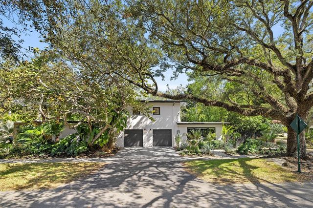 500 NE 96th St, Miami Shores, FL 33138