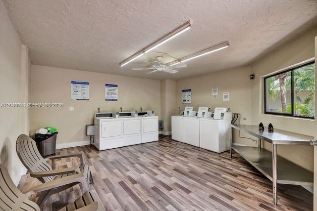 8035 SW 107th Ave 305, Miami, FL 33173