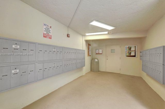 8035 SW 107th Ave 305, Miami, FL 33173