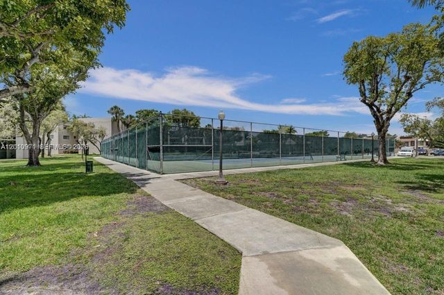 8035 SW 107th Ave 305, Miami, FL 33173