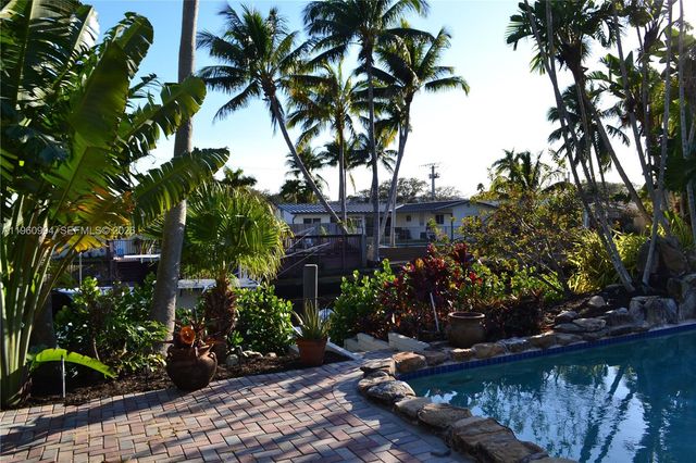 1704 SW 5th Ct, Fort Lauderdale, FL 33312