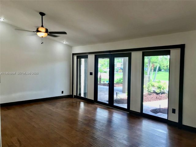 1704 SW 5th Ct, Fort Lauderdale, FL 33312