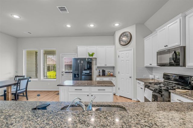 17330 Hartford Field Lane, Hockley, TX 77447