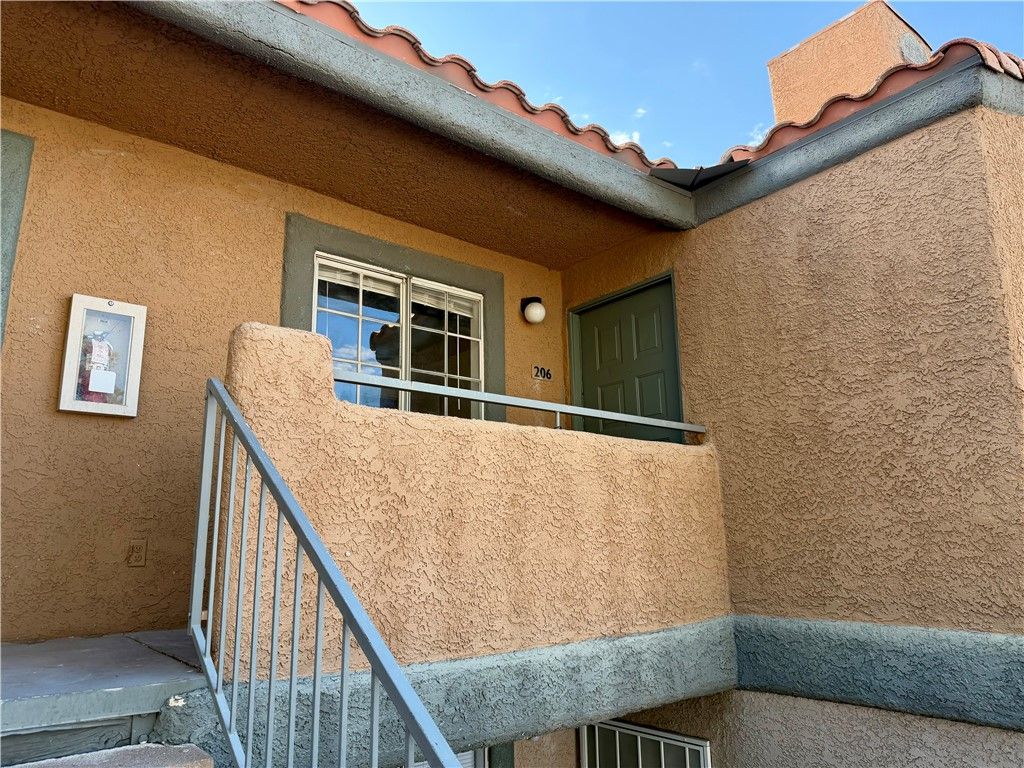 230 Mission Catalina Lane 206, Las Vegas, NV 89107