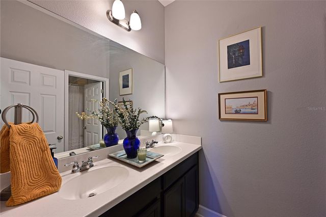 11608 8TH TERRACE NE, Bradenton, FL 34212