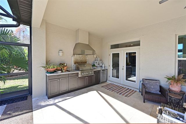 11608 8TH TERRACE NE, Bradenton, FL 34212