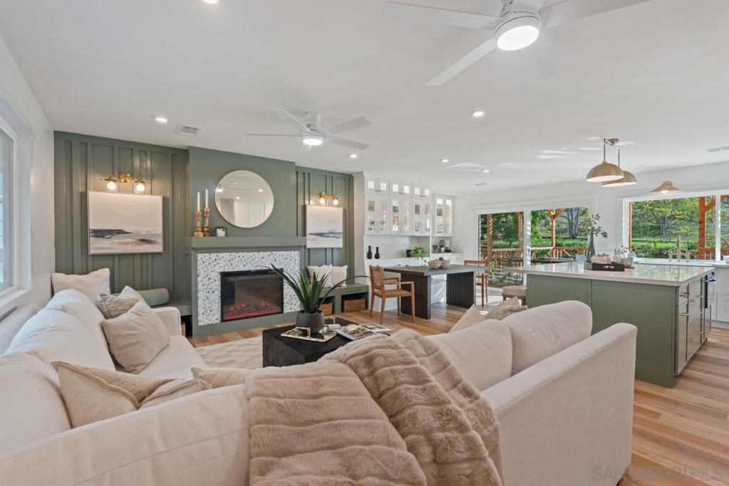 Image 1 of property listing at 1155 Pepper Dr, El Cajon, CA 92021