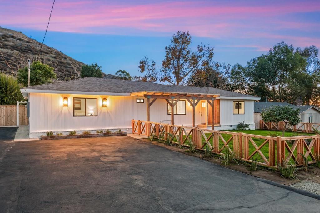 Image 2 of property listing at 1155 Pepper Dr, El Cajon, CA 92021