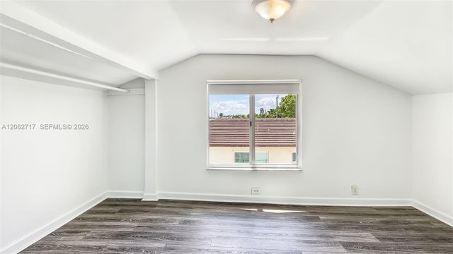117 E 10th St, Hialeah, FL 33010