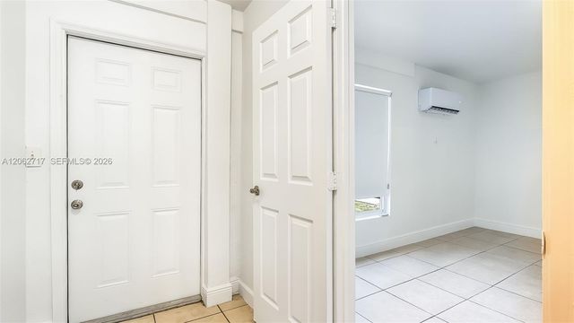 117 E 10th St, Hialeah, FL 33010