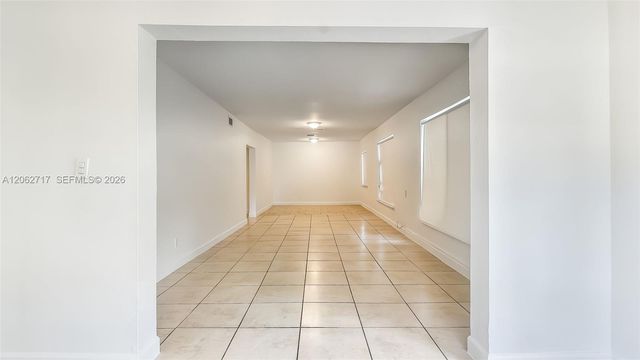 117 E 10th St, Hialeah, FL 33010
