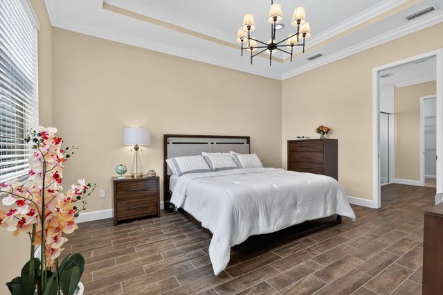 15660 Goldfinch Circle, The Acreage, FL 33470