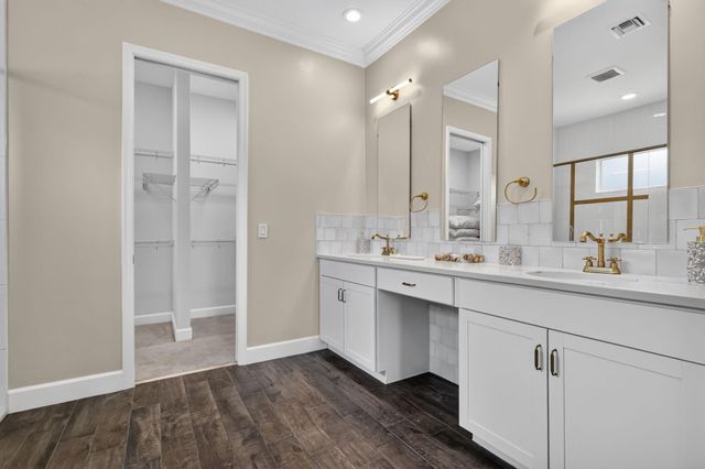 15660 Goldfinch Circle, The Acreage, FL 33470