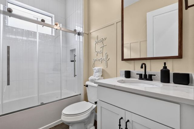 15660 Goldfinch Circle, The Acreage, FL 33470