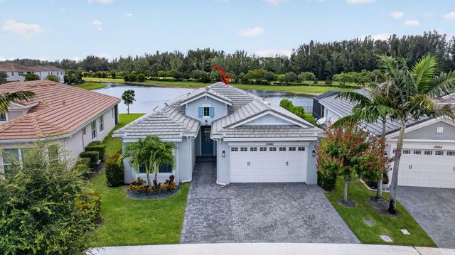 15660 Goldfinch Circle, The Acreage, FL 33470