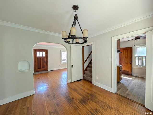 5907 S MONROE Avenue, Bartonville, IL 61607