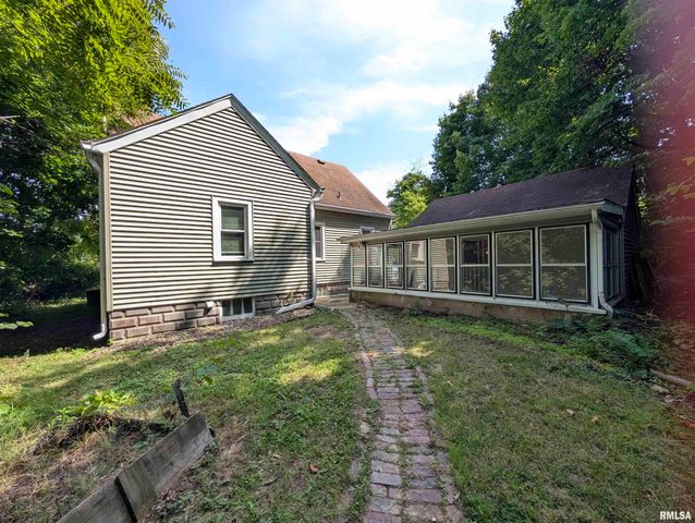 5907 S MONROE Avenue, Bartonville, IL 61607
