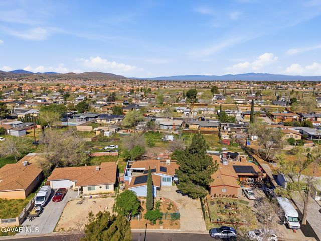 38893 Juniper Tree Road, Palmdale, CA 93551