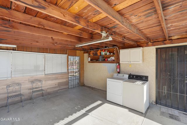 38893 Juniper Tree Road, Palmdale, CA 93551