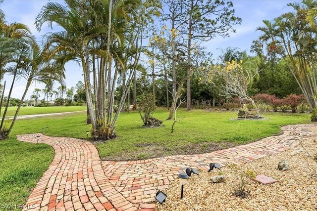 7761 Twin Eagle LN, Fort Myers, FL 33912
