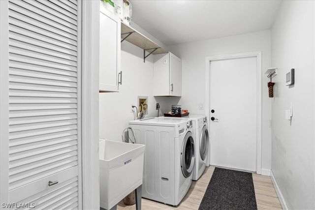 7761 Twin Eagle LN, Fort Myers, FL 33912