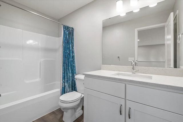 4065 Enclave Way, Kalamazoo, MI 49006