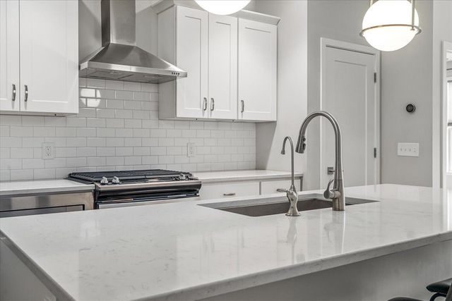 4065 Enclave Way, Kalamazoo, MI 49006