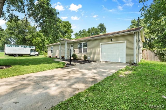 1309 2nd Street, Cottage Hills, IL 62018