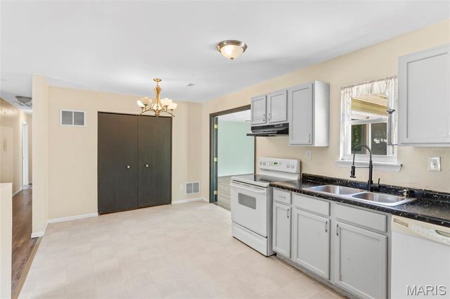 1309 2nd Street, Cottage Hills, IL 62018