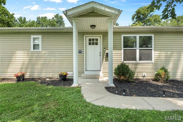 1309 2nd Street, Cottage Hills, IL 62018