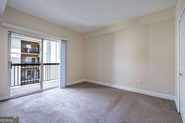 1074 Peachtree Walk NE B418, Atlanta, GA 30309