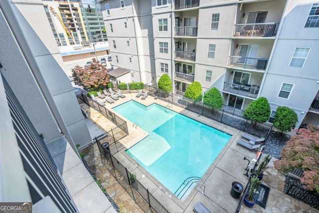 1074 Peachtree Walk NE B418, Atlanta, GA 30309