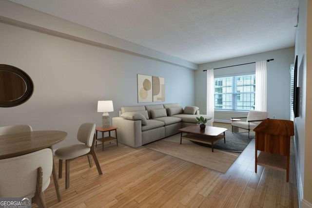 1074 Peachtree Walk NE B418, Atlanta, GA 30309