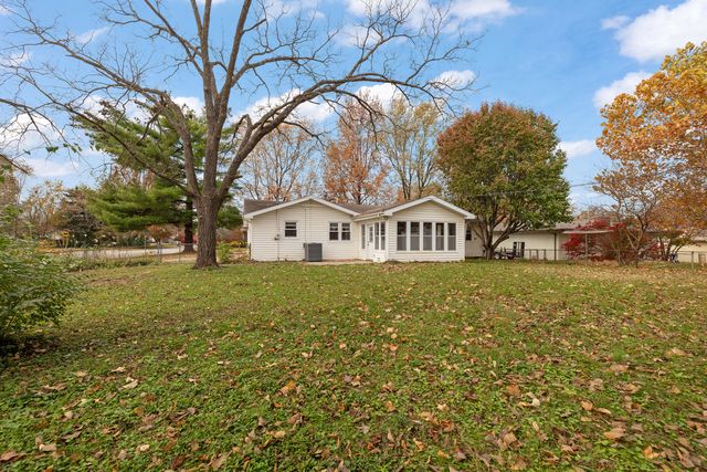 3234 S Danbury Avenue, Springfield, MO 65807