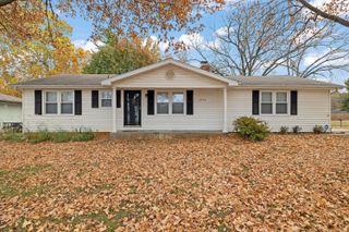 3234 S Danbury Avenue, Springfield, MO 65807