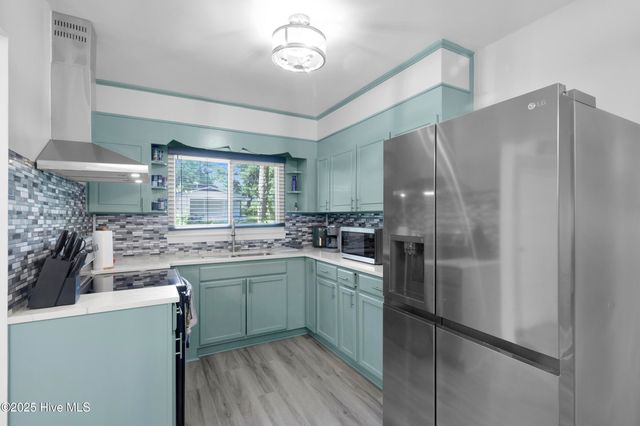 1000 Oriental Avenue, Kinston, NC 28504