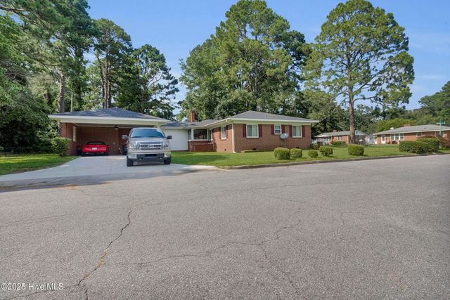 1000 Oriental Avenue, Kinston, NC 28504