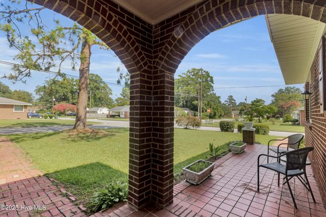 1000 Oriental Avenue, Kinston, NC 28504