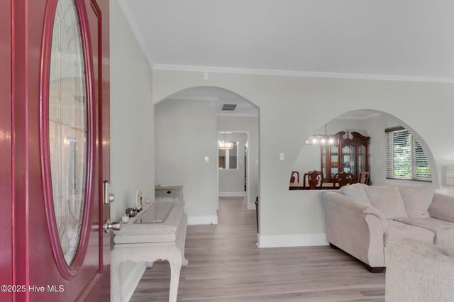 1000 Oriental Avenue, Kinston, NC 28504