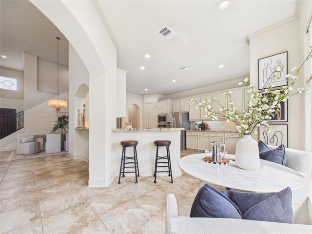 403 Harborside Way, Kemah, TX 77565