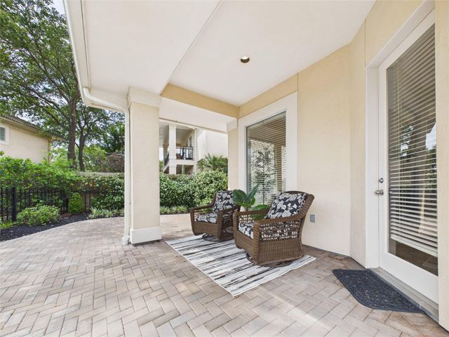 403 Harborside Way, Kemah, TX 77565