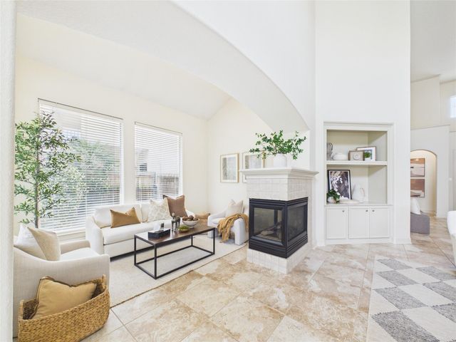 403 Harborside Way, Kemah, TX 77565