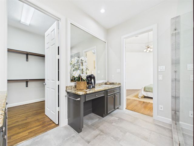 403 Harborside Way, Kemah, TX 77565