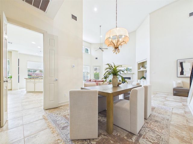 403 Harborside Way, Kemah, TX 77565