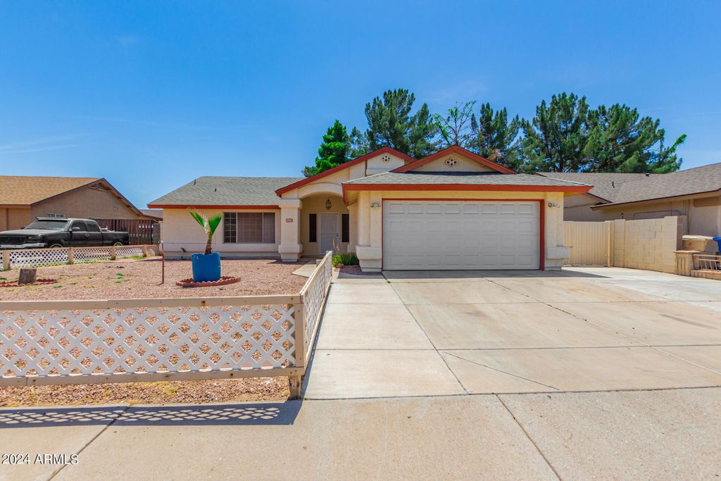 8591 W OREGON Avenue, Glendale, AZ 85305 — exterior