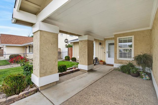 5932 Birchglade Way, Citrus Heights, CA 95621