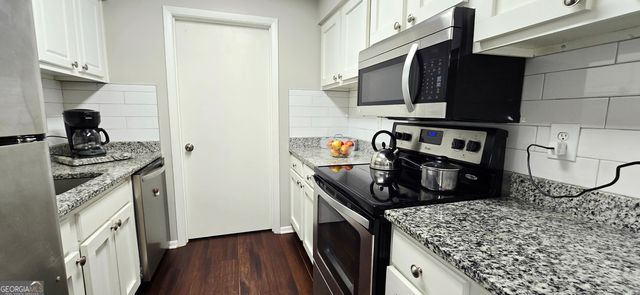 5151 ROSWELL 8, Sandy Springs, GA 30342