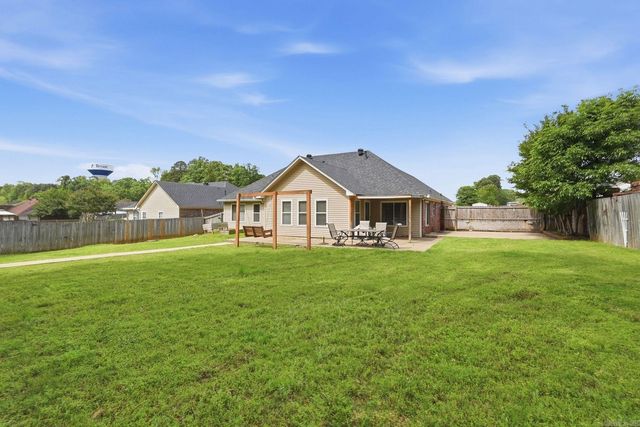 4110 Stoneybrook Drive, Bryant, AR 72022